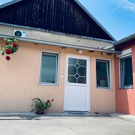 Mare Apartmant Belgrad Exterior foto